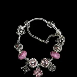 Pink  4 leaf clover witch knot bracelet