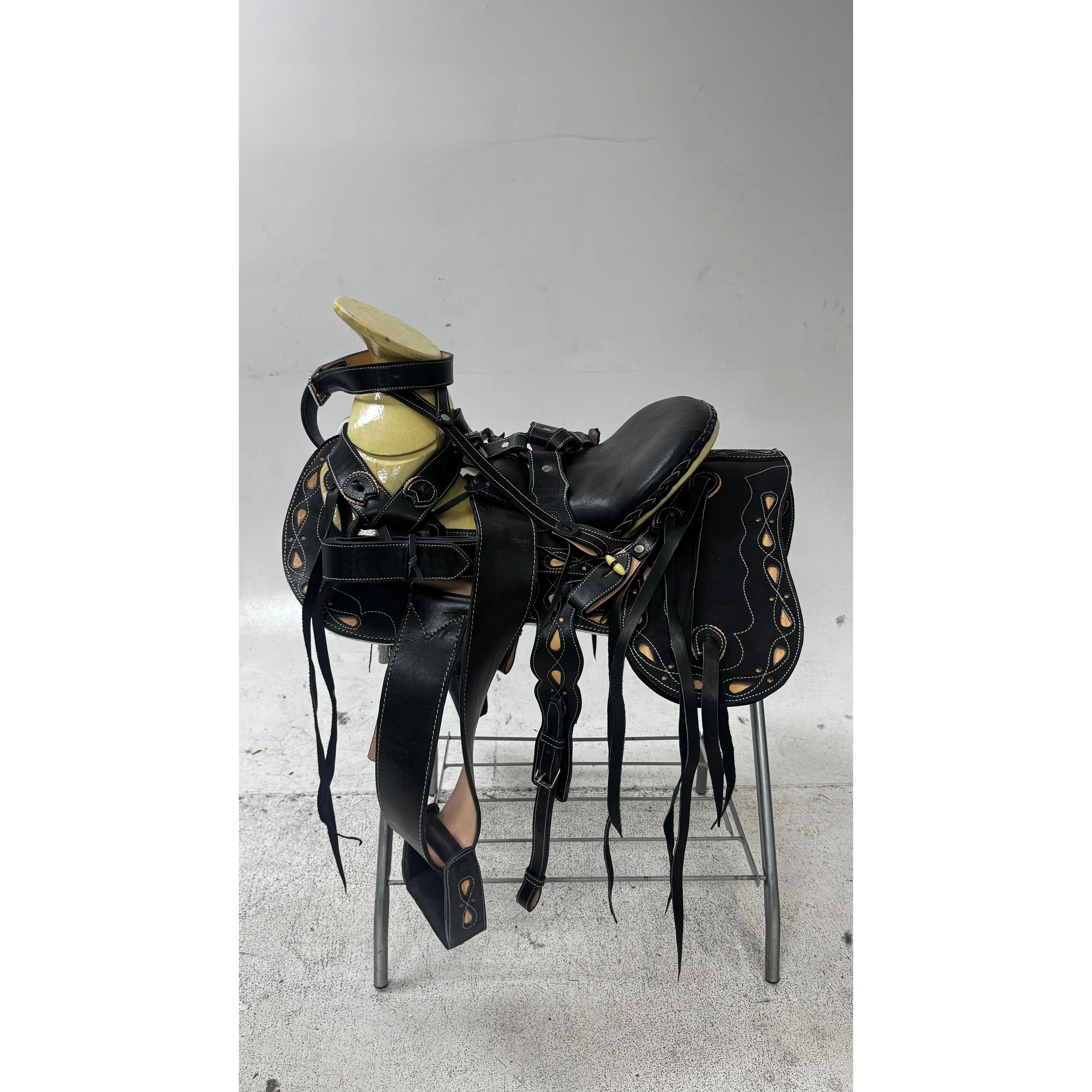 Charro Saddle – Black Leather with Tan Inlays & Contrast Stitching (15.5”) “La Sombra”