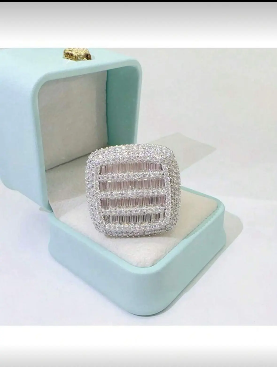 Iced Out Square Diamond Ring Hip Hop Luxury Style for Men with Sparkling Rhinestones and Bold Design