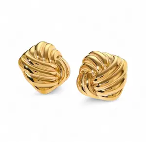 Zait stud Earrings