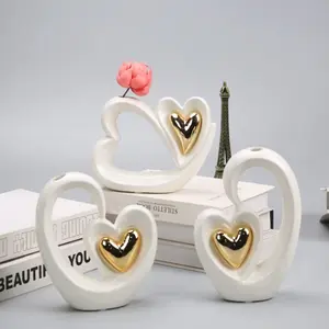 European Ceramic Craft, Heart-Shaped Vase for Home Decor, Elegant Design, Suitable for Various Environments, Holiday Gift, No Flowers Included