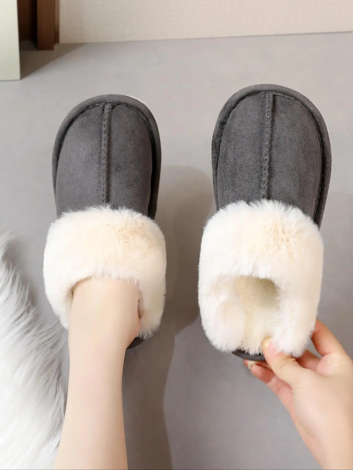 Women's Casual Minimalist Fluffy Plush Trim Lined House Slippers, Trendy Soft Plain Color Home Slippers, Warm Fuzzy Slippers for Fall & Winter, Girl's
