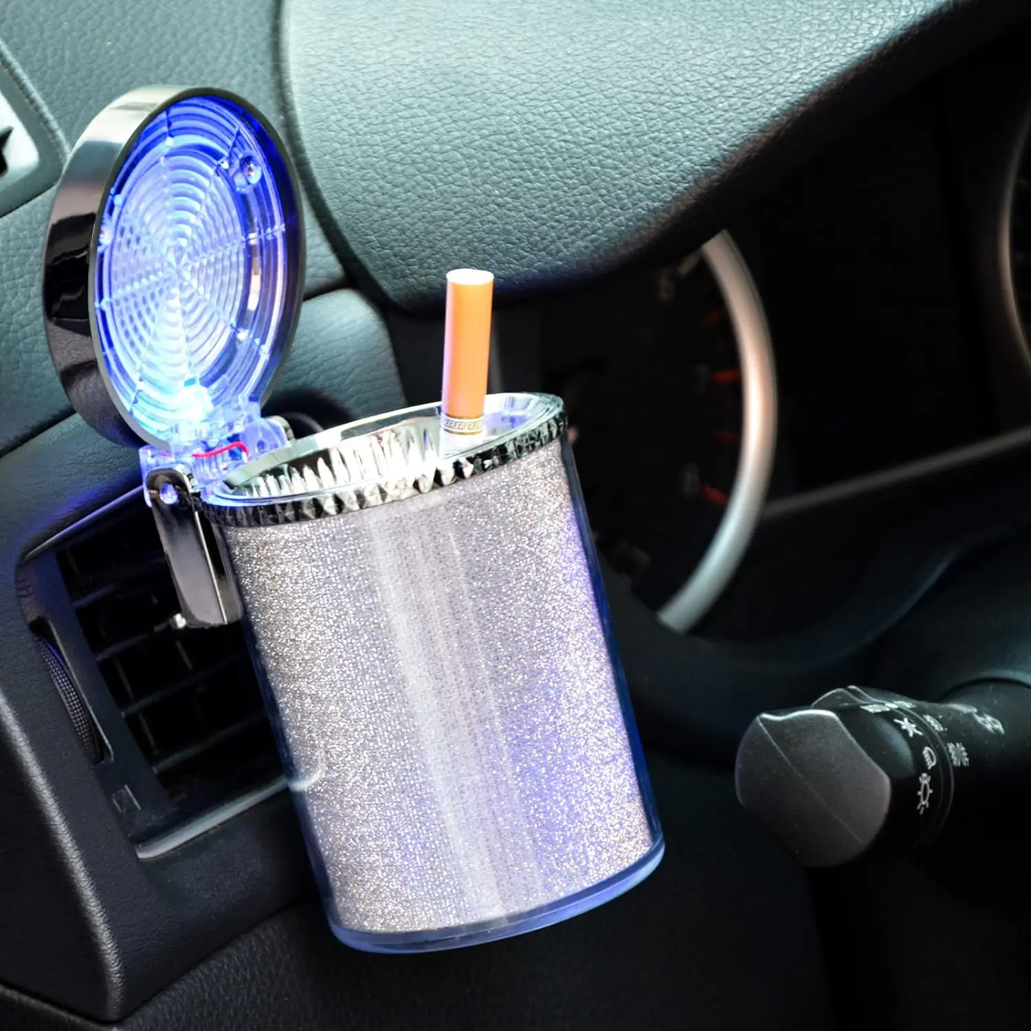 Portable Car Ashtray with LED Light, Car Cigarette Ashtray with Lid, Detachable Stainless Steel Ashtray, Car Interior Accessory, Car Supplies, Car Essentials for Most Vehicles, Universal Fit