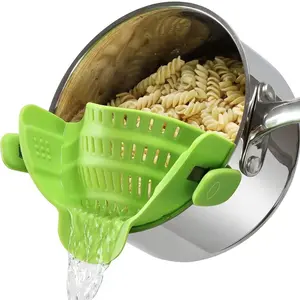 Pot silicone clip on strainer