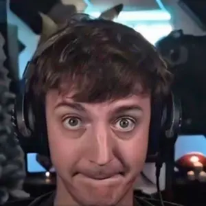 Product Review of BASED Hair Texture Powder | Instant Volume & Texture | Lightweight, Matte Finish | Simple, Effective, BASED. from V**