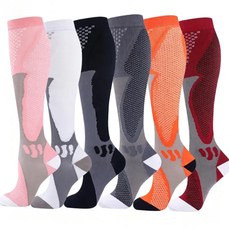 MhzyCaus 6 Pairs Women's Checkered Pattern Compression Socks, Soft Breathable Support Socks, Moisture-Wicking for Casual Styling, City Walks & Daily Routine