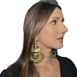 Bold & Beautiful Jhumka Earrings – Elevate Your Style!