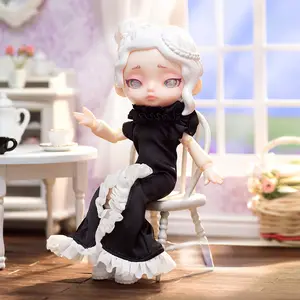 Lara-ABLACK AND WHITE SPECTRUM Series