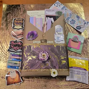 Blind date with a book. Soft Cover