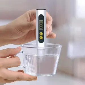 3 in 1 TDS Meter, Digital Water Tester, Professional TDS, Temperature and EC Meter, Accurate Ideal PPM Meter for Drinking Water, Aquariums, RO System
