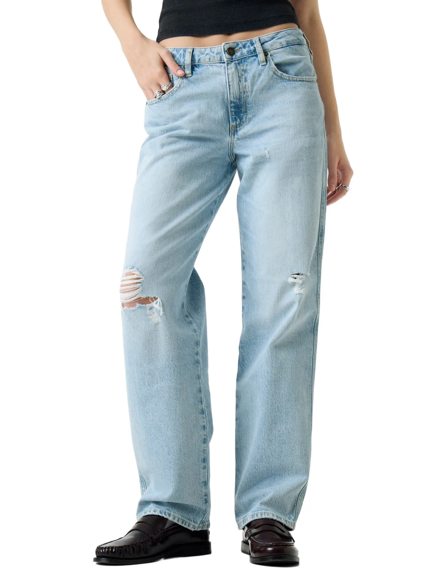 GUESS Jeans Female Destroyed Straight-Leg Boyfriend Jeans