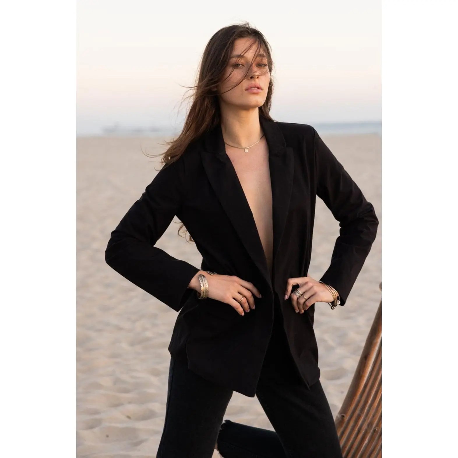 THE MATTE TWILL BLAZER