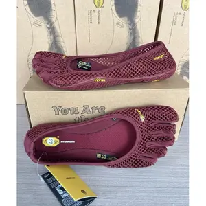 Vibram V-Soul Women’s Barefoot Trainers – Five Toe Athletic Shoes