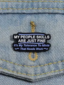 1 Piece Letter Pattern Brooch Pin, Fashion Cute Alloy Accessories For Daily Holiday Gift, Suitable for Backpacks, Jeans, Scarves, Hat Decoration and Fixing Buckles