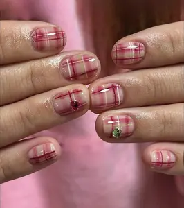 pink gingham Press On Nails: Handmade custom Nails