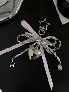 Valentine's gift Sweet Pearl Bow Charm Keychain, Silver Heart Pendant, Cute Bag Accessory, Adorable Purse Decoration, Fashionable Keyring, Keychain Jewelry, Keychain For Bags