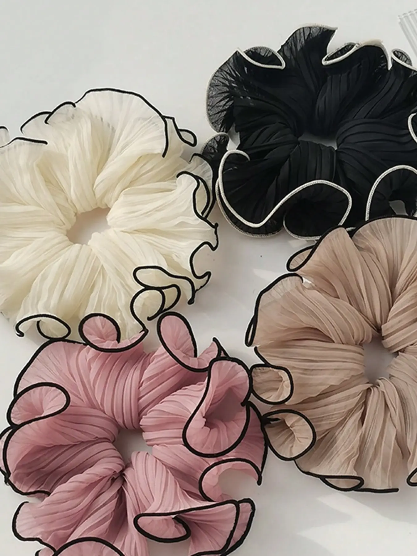 4 Pcs Large French Style Lace Ruffle Hair Ties, Scrunchies, Elastic Hair Accessory, Elegant Plaid Design, Versatile for Daily Use, Office, Makeup, Photography, Fashion Accessories