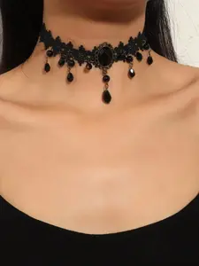 Bow Choker Necklace, Gothic Lace Design, Unique Halloween Accessory, Fashionable Statement Jewelry for Women & Girls