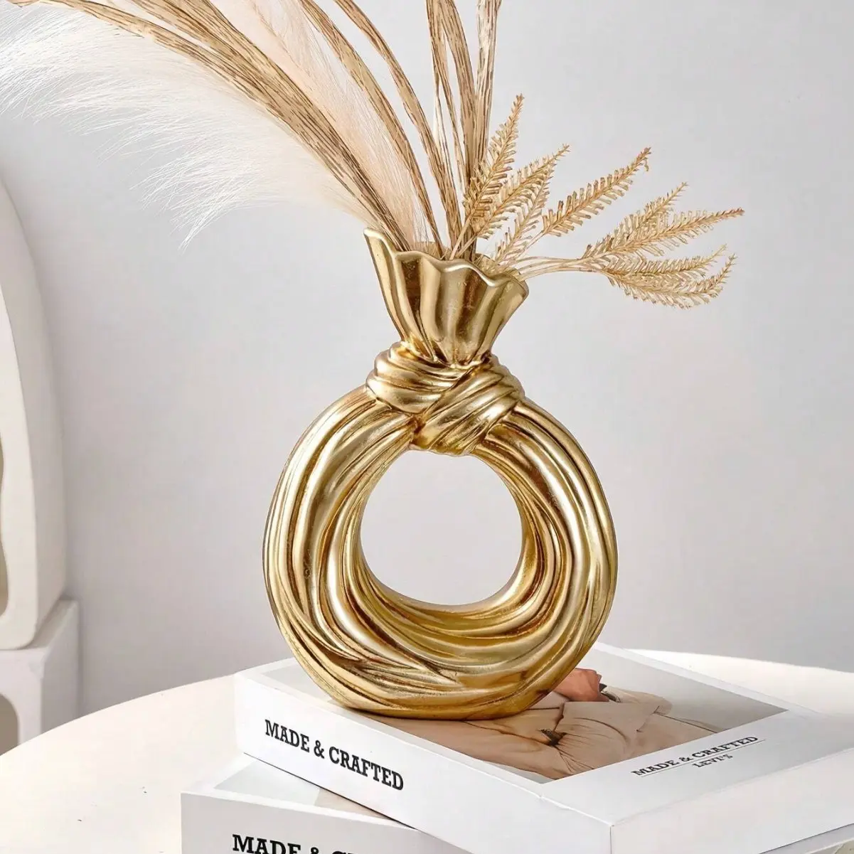 Modern Simple Circle Knot Design Resin Flower Vase, Decorative Vase, All-Season Home Table Decor, Durable Resin Material, Stylish Home Decoration, Home Decor Accessory, Ornaments, Vases Home Decor