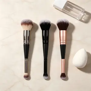Popular double-ended blush brush, multifunctional makeup brush for contouring, highlighting, and blending, ultra-soft