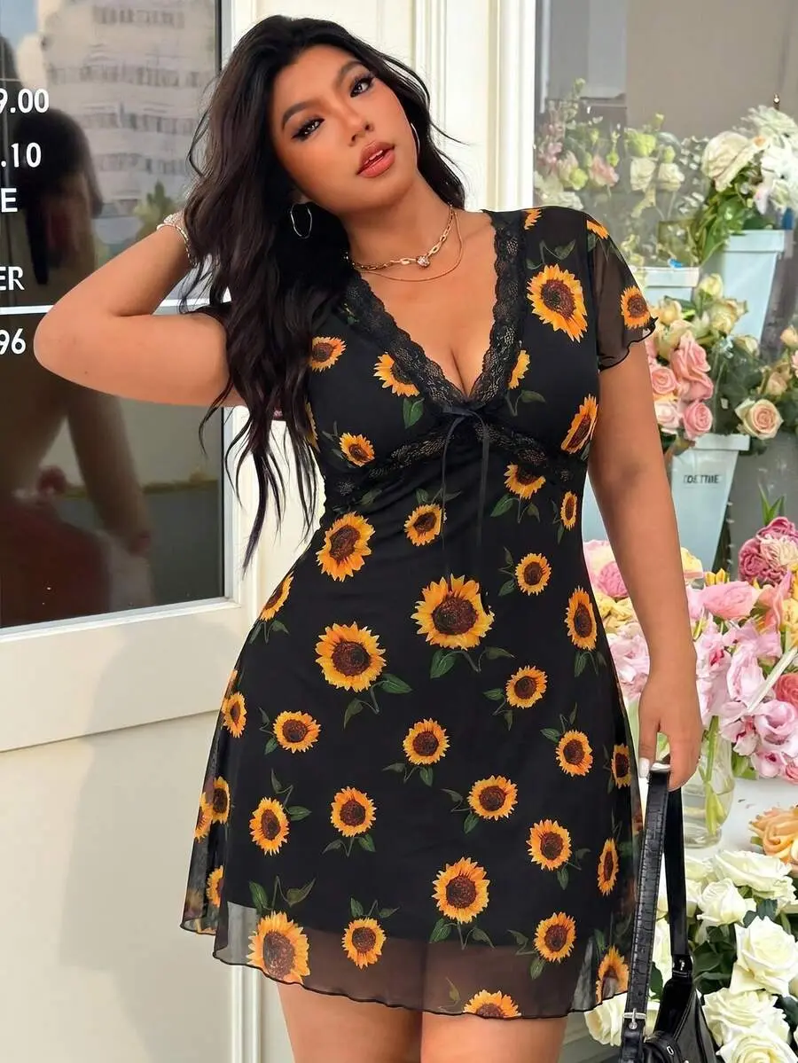 IYUNA Plus Size Women's Sunflower Print Lace Patchwork V-Neck Dress