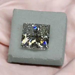 2.54 Carat Princess Cut,  VS1 Clarity, Color E CVD Lab Diamond - 18K Yellow Gold