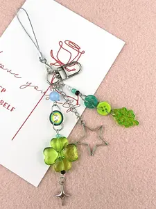 Delicate Green Lucky Four Leaf Clover Keychain Phone Charms Plant Pendant Cute Phone Ornament Schoolbag Camera Hangings Accessories