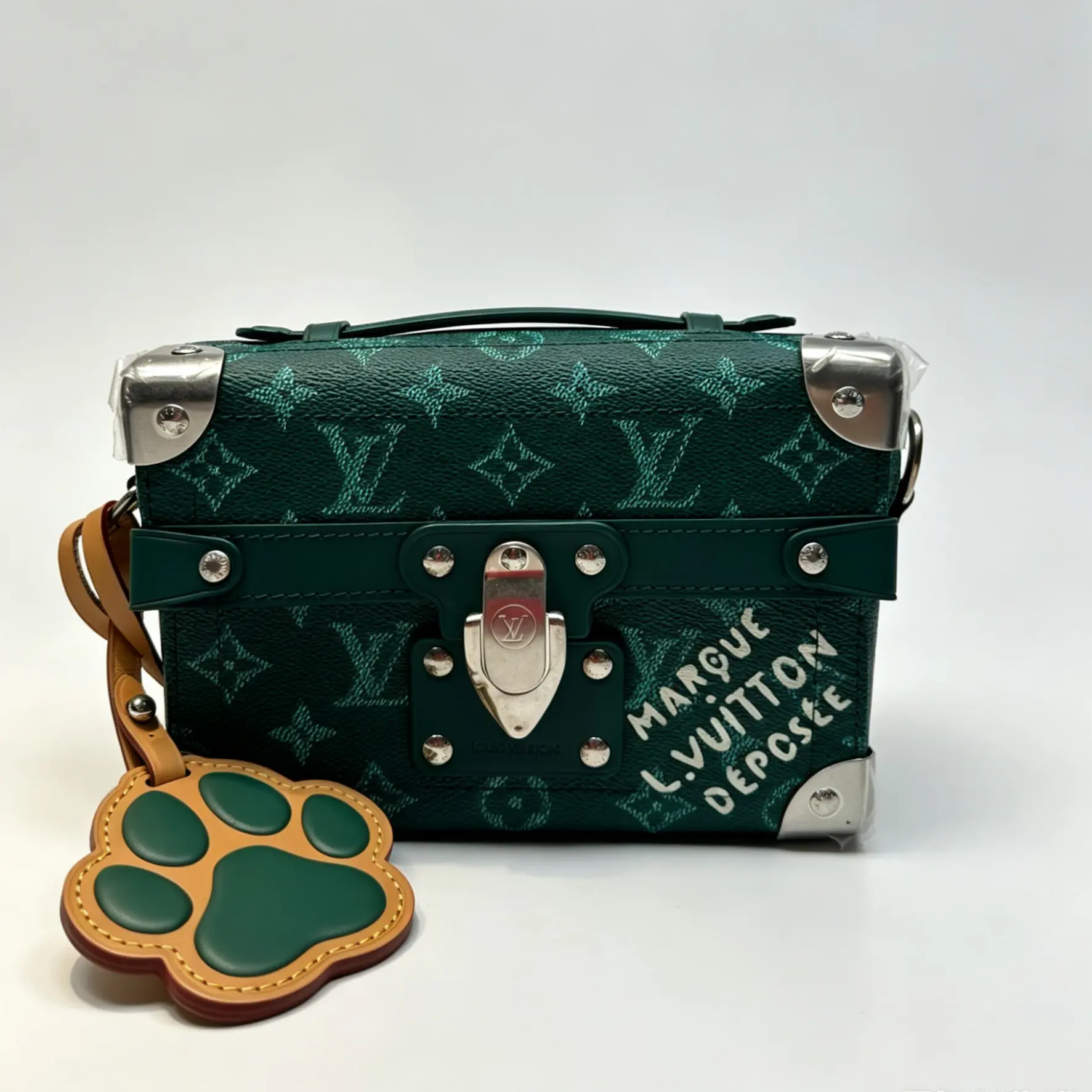 Pre-owned Louis Vuitton Soul Trunk Monogram Heritage Green Messenger Bag, Aesthetic Handbag, Durable Handbag, Fashion Purse