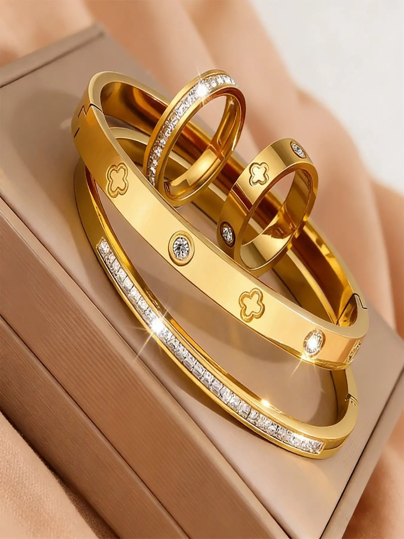 Women's 18K Gold-Plated Zirconia Versatile Bracelet and Ring Stackable Set—Perfect for Everyday Wear, Parties, and Gatherings—An Ideal Gift for Women's Birthdays and Anniversaries