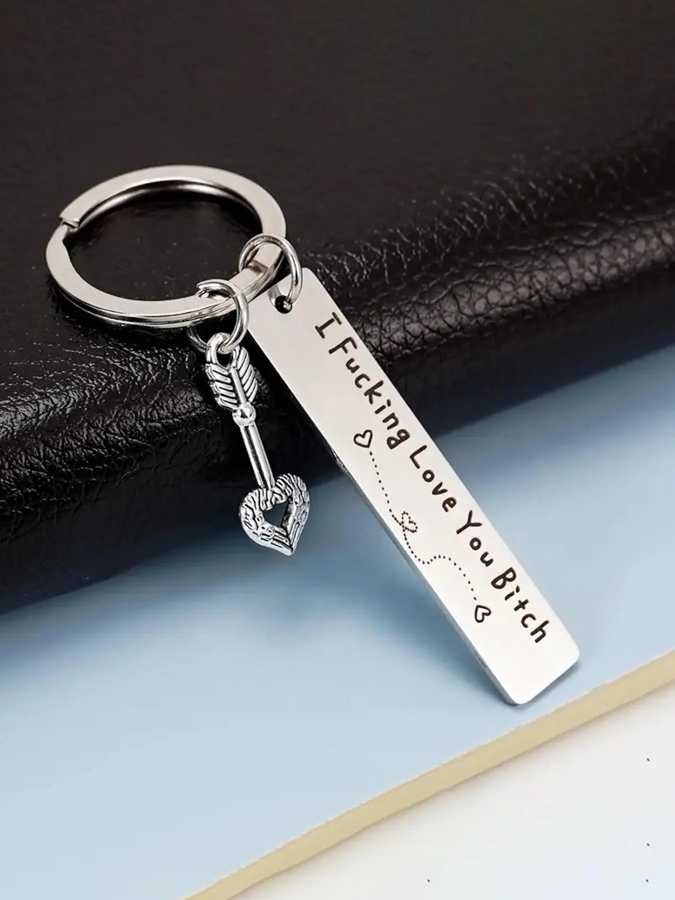 1pc Best Friend Keychain Charm for Women, Stainless Steel Key Chain Keyring Key Tag Engrave I Fking Love You Bith Birthday Christmas Friendship Gift for Bestie Best Friends Female Bff