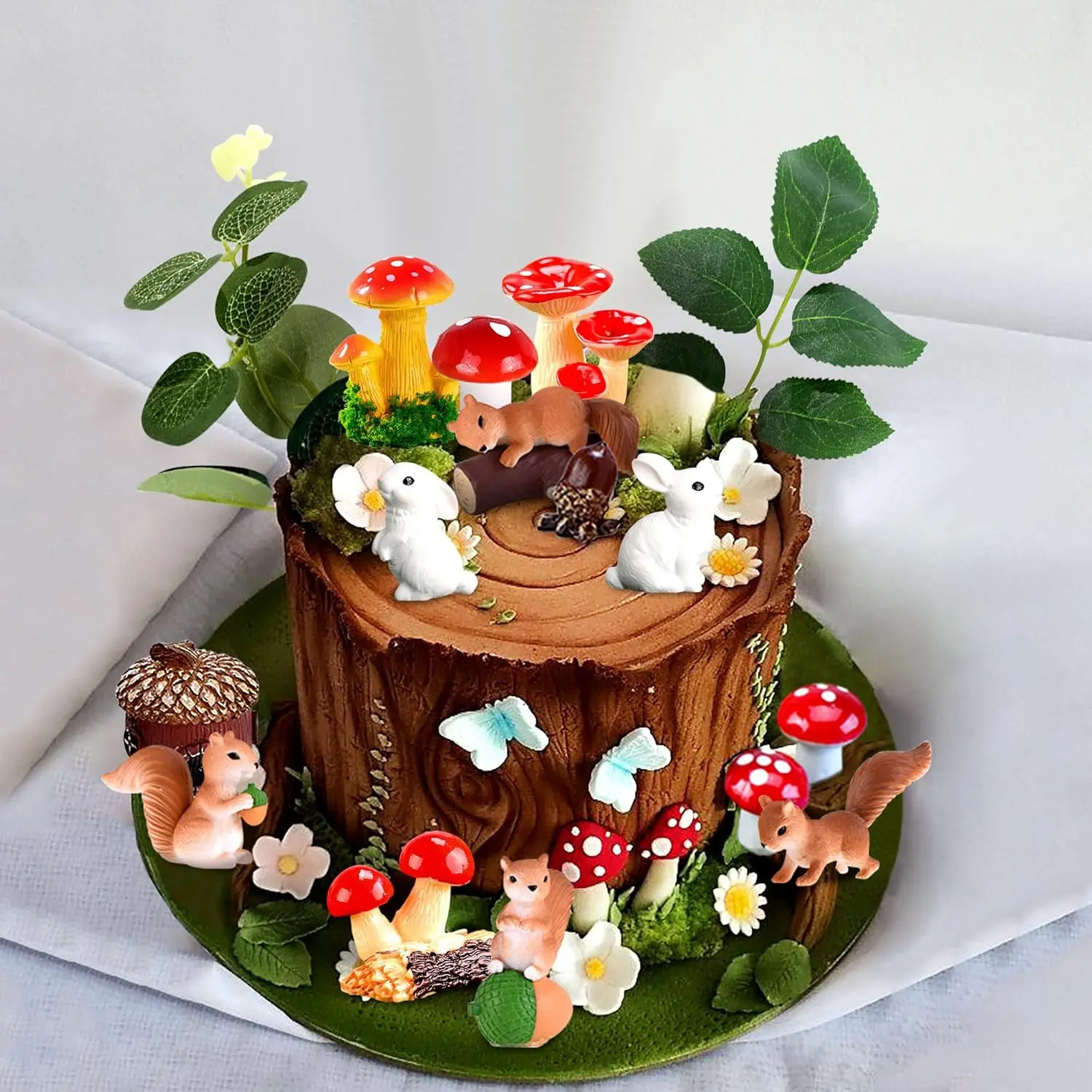 21-Piece Forest-Themed Mini Decorations Set - Squirrel, Rabbit, Mushroom, Pinecone Ornaments for Forest Party, Birthday Cake Decorations