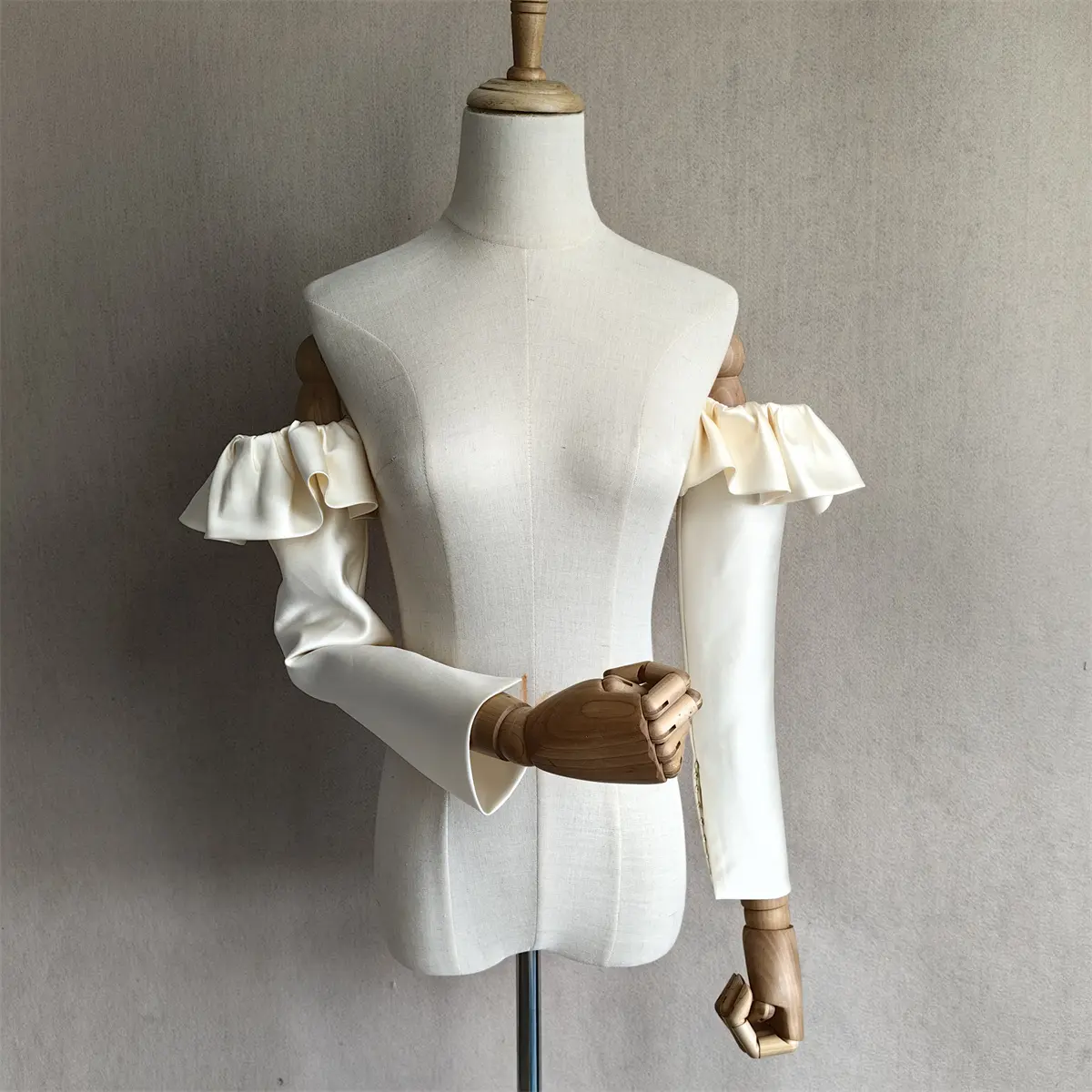 An Pair Of Detachable Sleeves, Handmade Wedding/Prom Dress Sleeves, Bridal Sleeves, Dress Removable Sleeves Comfort Women