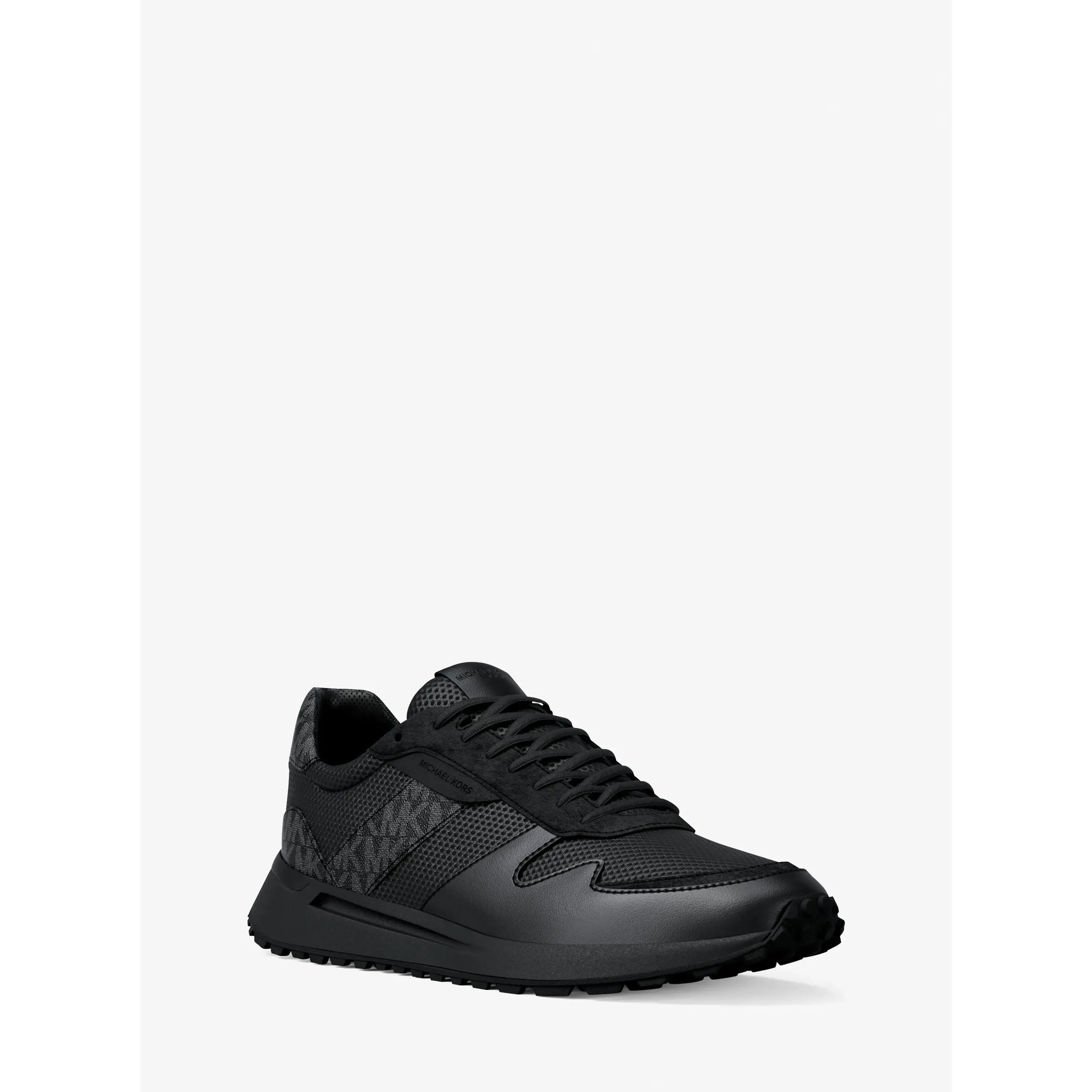 Dax Mixed-Media Trainer