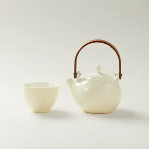 Ceramic Tea Pot - Cup Included