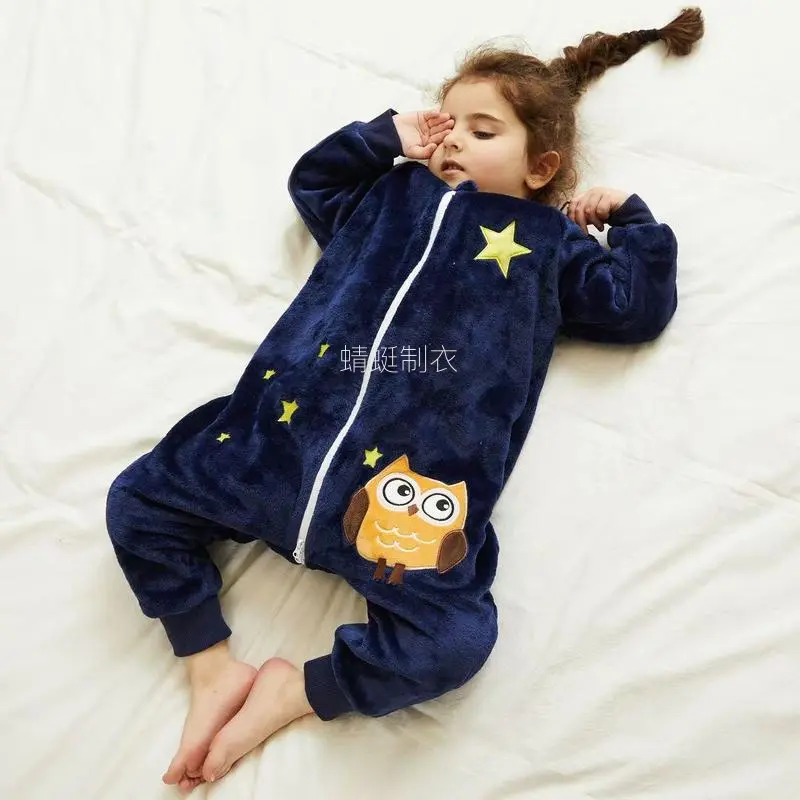 Animals Print Neutral Polyester Flannel Baby Wearable Bag - Long Sleeve Zip-Up Pajamas for Boys & Girls, Autumn-Winter Kids' Sleepwear
