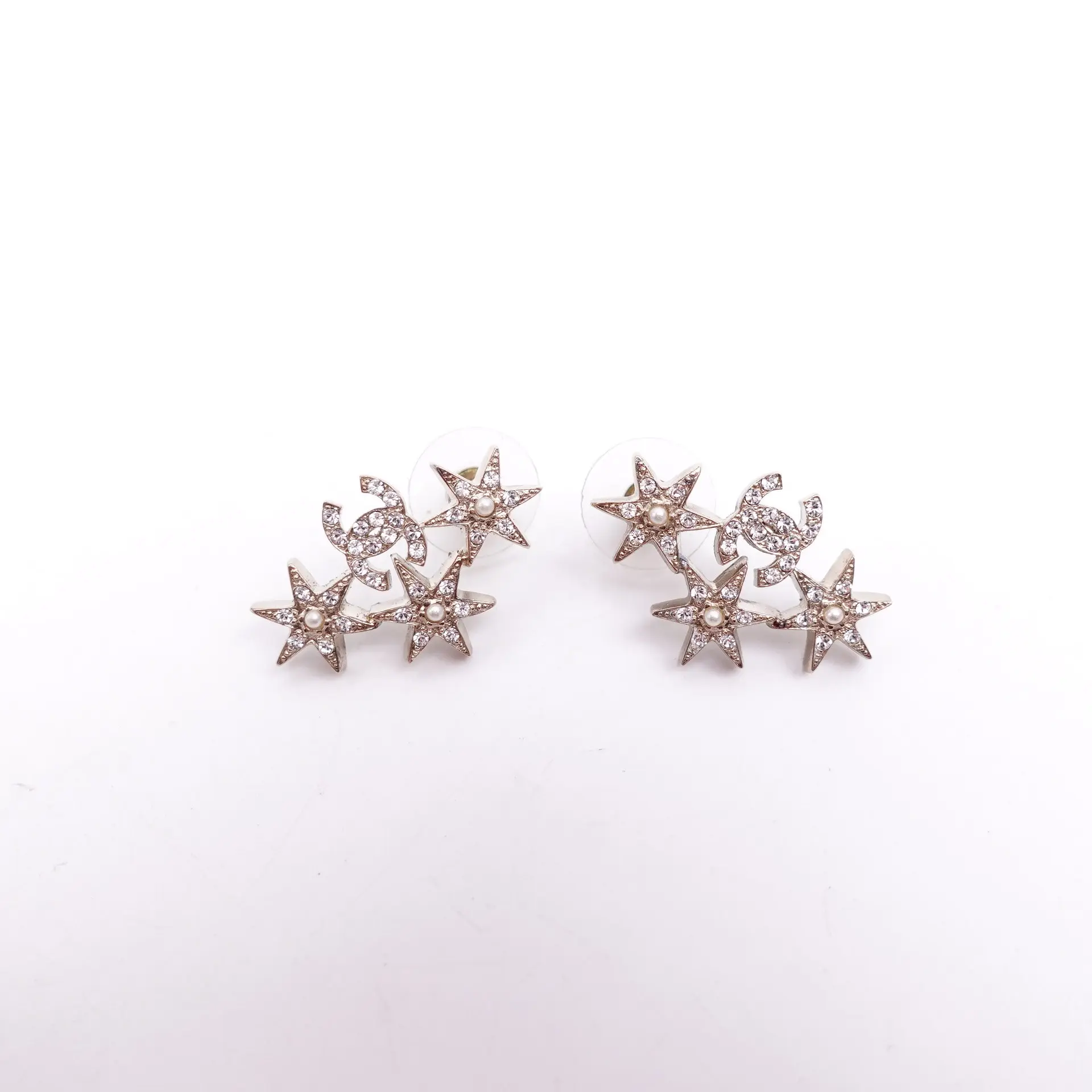 Pre-owned Pre owed Chanel Gold Dimond & Pearl Earrings T10419756