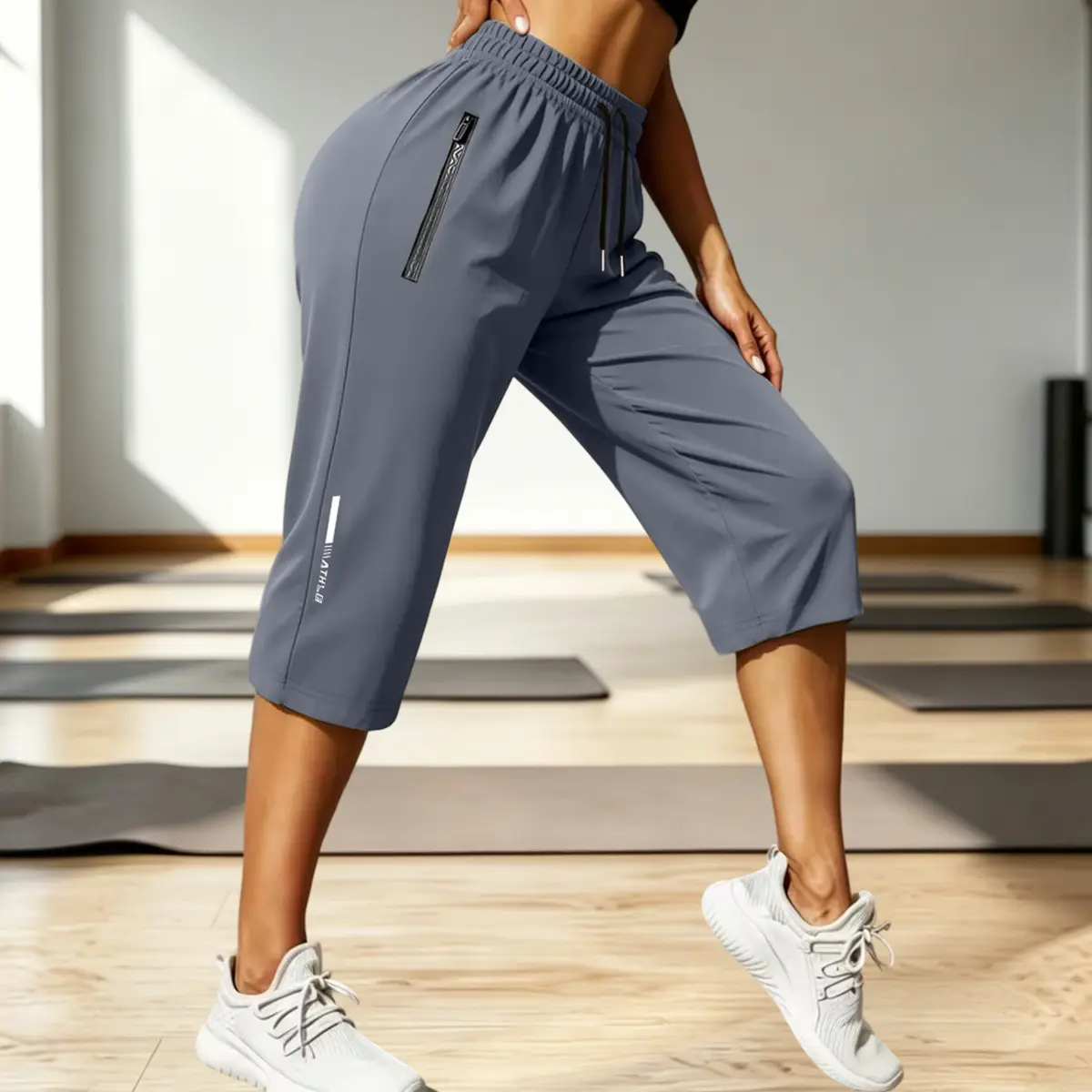 Women's Casual Athletic Capri Pants, Loose Fit Breathable Nylon Trousers with Reflective Stripe for Summer Everyday Wear, Women's Clothes, Sporty Chic, Normal Type, Workout, Nylon Fabric, Elastic Waistband, Female, Fashion, Sportswear