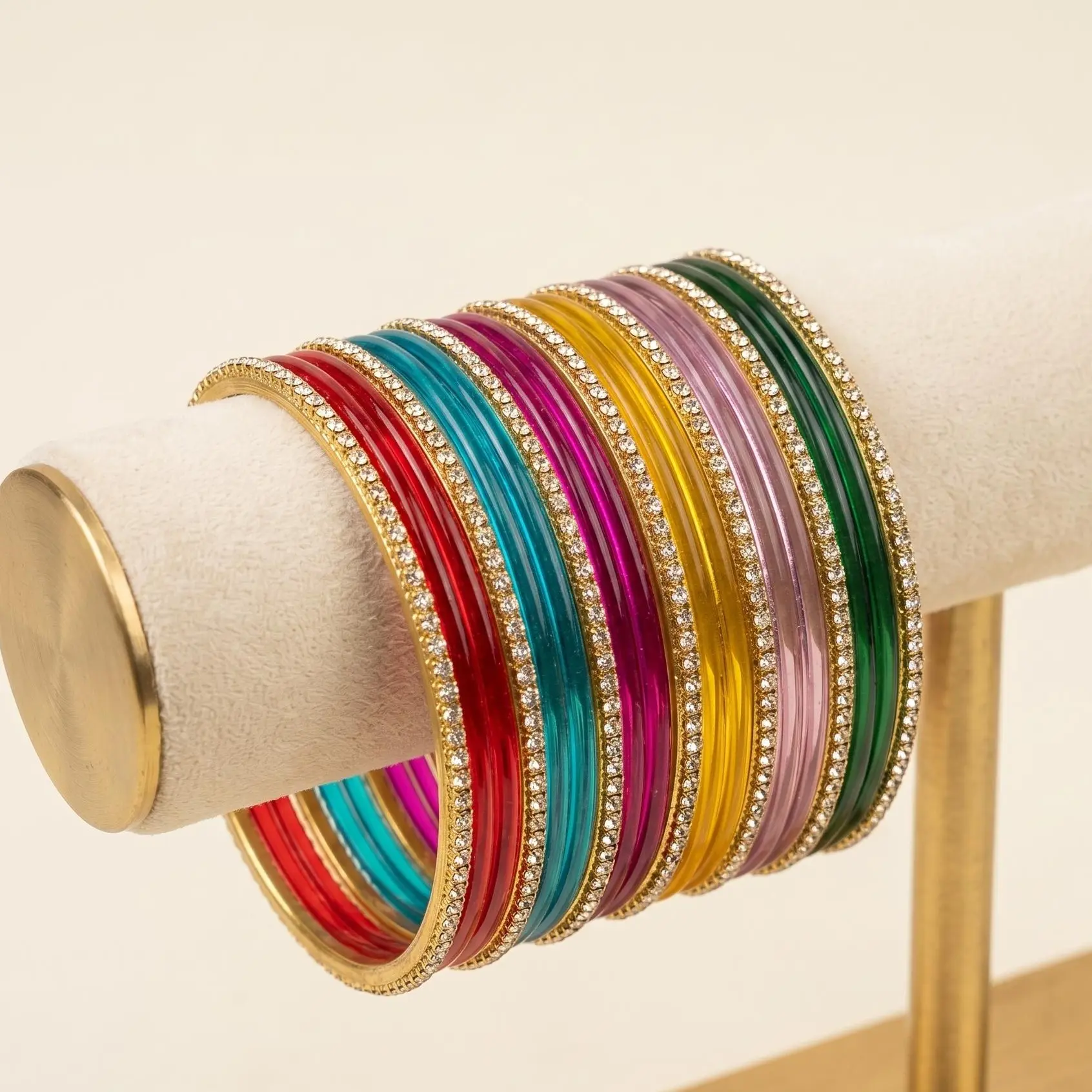 Women's 19-Piece Bracelets Set, Vibrant Jelly Stone Glass Jewelry with a Gold Aesthetic & Sparkle Effect, Stackable Accessories for Parties, Bracelets Accessories, Elegant Jewelry Bracelet