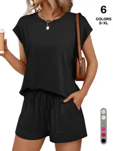 2026 Women's Solid Curved Hem Tee & Adjustable Drawstring Waist Shorts Set, Casual Cap Sleeve T-Shirt & Pocket Shorts, Ladies Sleepwear for Summer, Loungewear