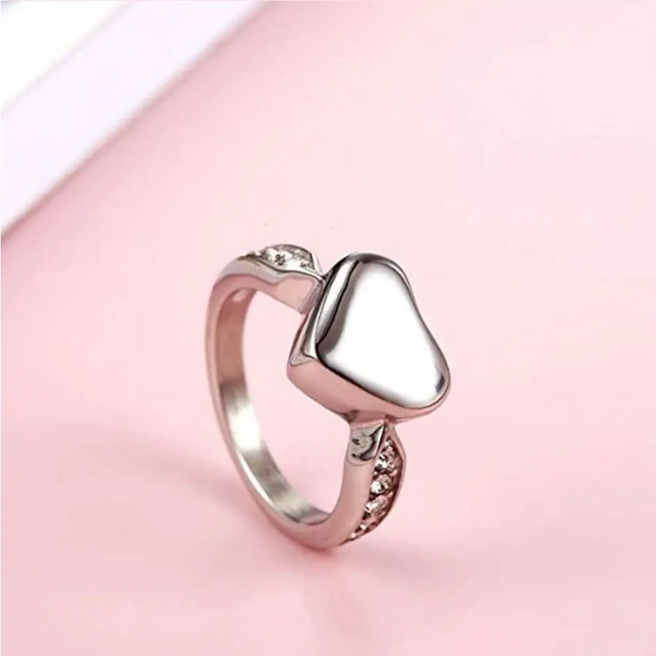316L Stainless Steel Cremation Ashes Crystal Heart Ring (Size 6-9.75) 316L Stainless Steel Cremation Ashes Crystal Heart Ring (Size 6-9.75)