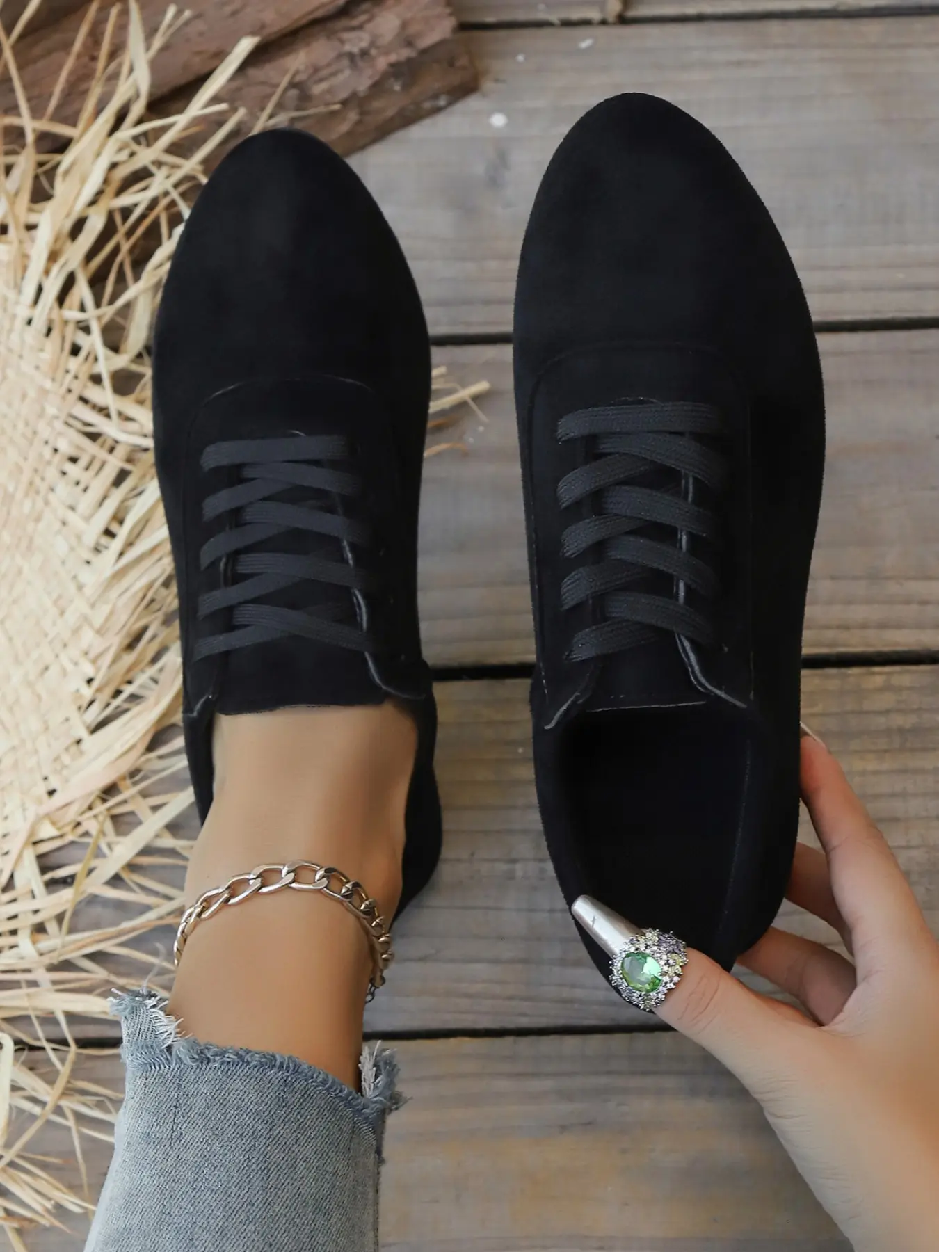 French Retro Polka Dot Pointed Toe Women's Flat Shoes, Fashionable All-Season Casual Comfortable Slip-On Sneakers