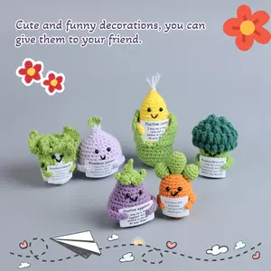 Handmade Crocheted Vegetables & Leaf Garland 6pcs Set for DIY Keychains Hair Accessories Amigurumi Crafts with Realistic Green Leaves-like Capsules Fabric Yarn Crochet Supplies