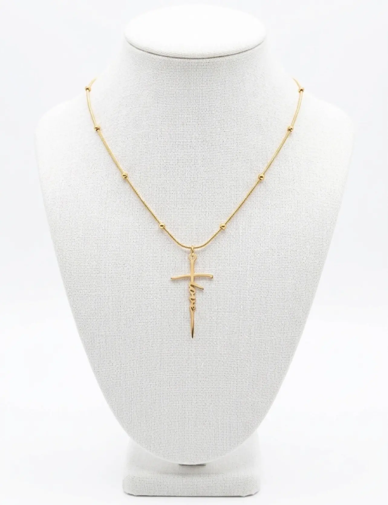 Elegant Gold Cross Necklace with Delicate Chain Design for Women's Fashion Accessories