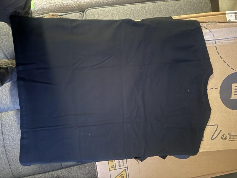 Premium 100% Cotton Blank T-Shirt 180 GSM Unisex Menswear Soft Breathable Durable Mid-Weight Fabric for Adults Families Daily Wear