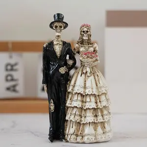 1pc Gothic romantic dark skeleton wedding decoration for the newlyweds, an eternal wedding with darkness as the background color, a must-have decorative decoration for the Halloween wedding, a Halloween gift for your partner