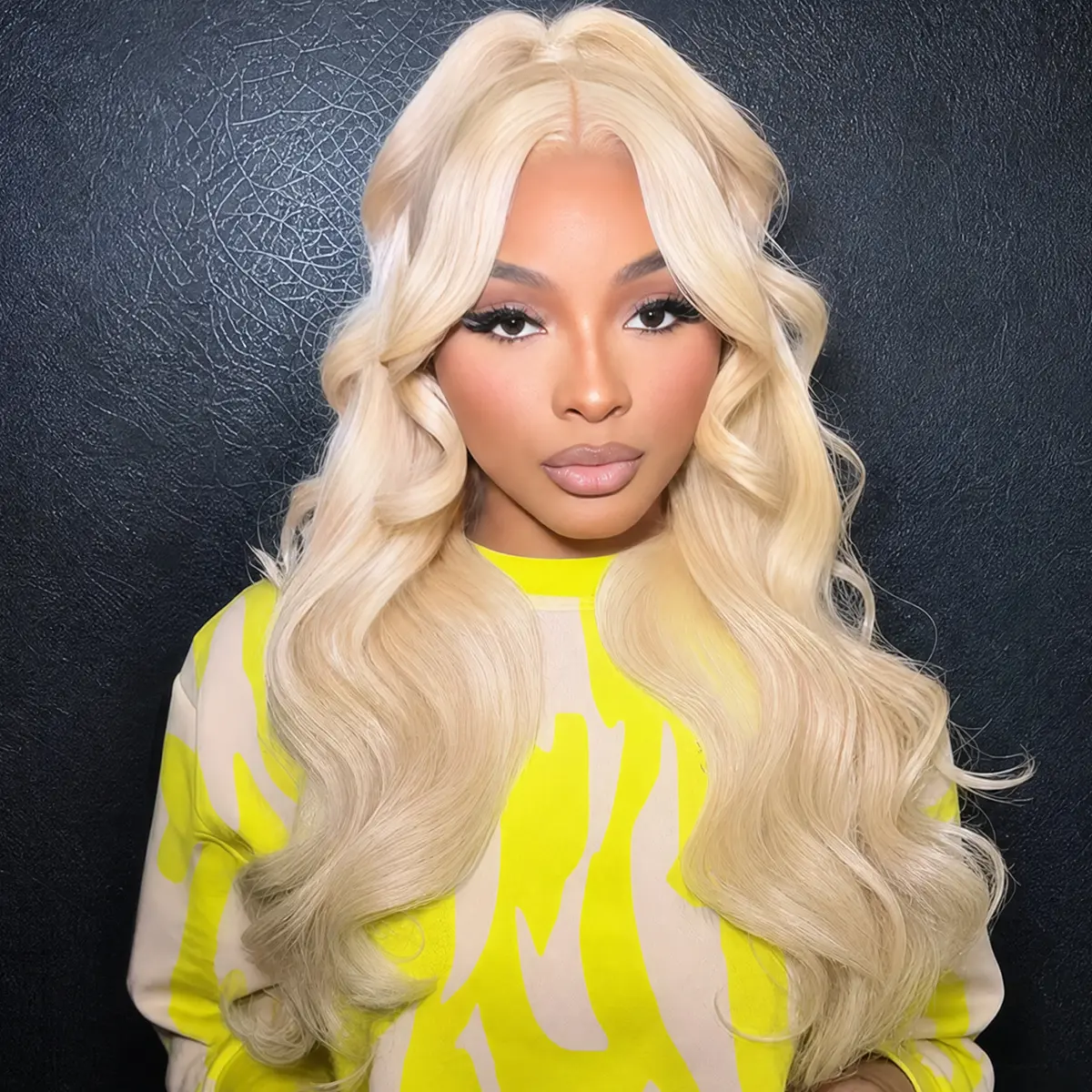 OQ HAIR 613 Blonde Body Wave Frontal Wigs Pre Plucked Natural Hairline 13x4 Lace Frontal Human Hair Wigs Vacation Lace Wig