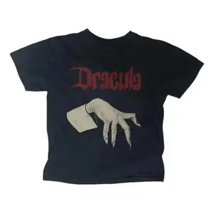 90s Dracula Babe Tee, Vintage Y2K Gothic Baby Tee, Cute Retro Crop Top, Trending TikTok Aesthetic Outfit