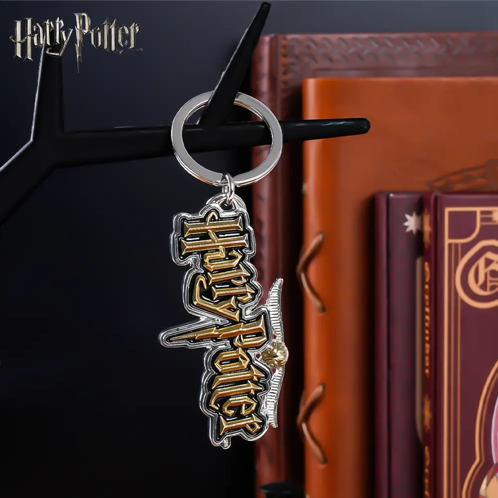 1pc Harry Potter Officially Licensed Keychain Color Pewter Metal Keyring Warner Bros Figure Collectible Key Ring Bag Hangings Key Chain Entertainment Ornament Bag Clip Wallet Backpack Decoration Pendant Souvenir Gift for Girlfriend Freinds
