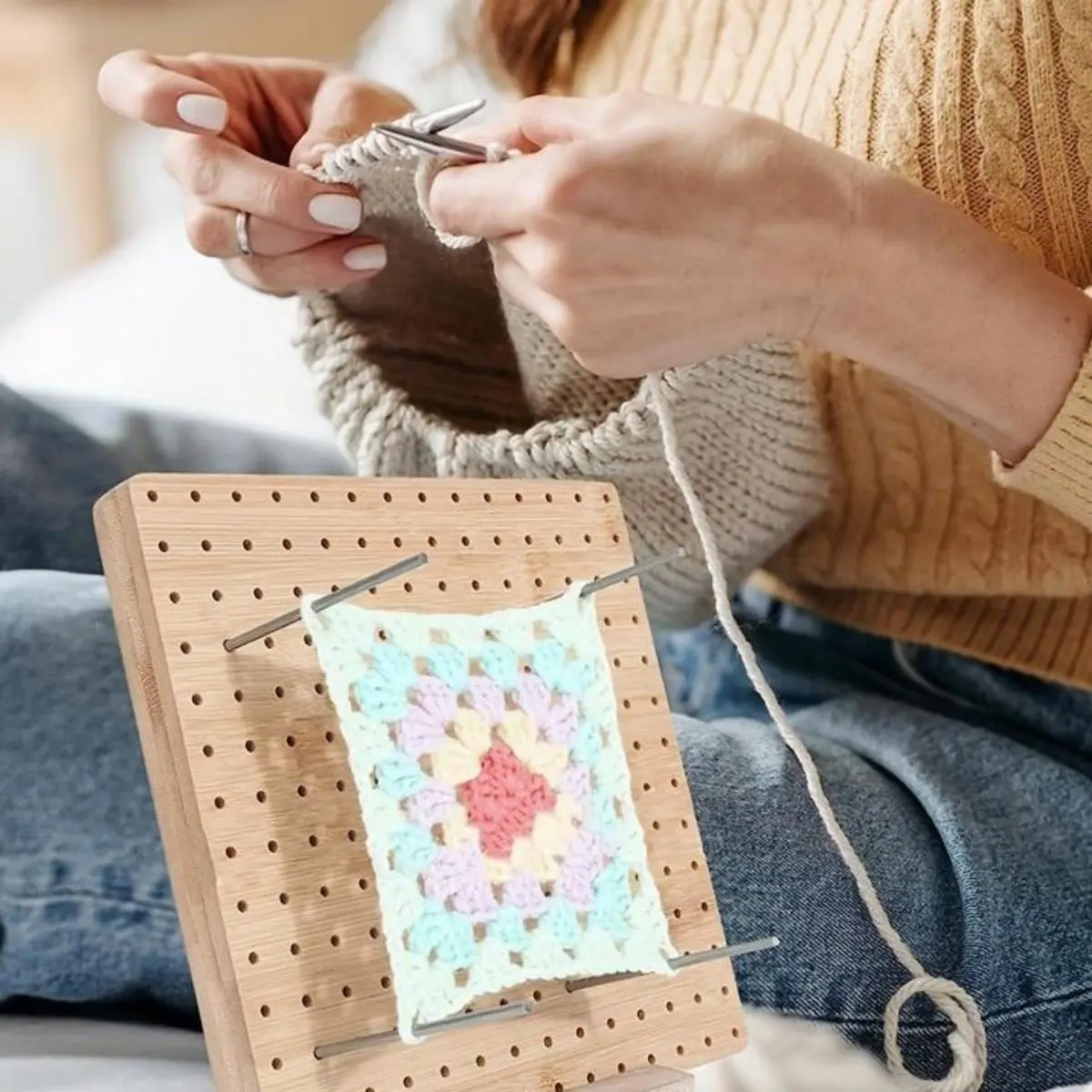 Wooden Crochet Blocking Board Set, 1 Set Including 20pcs Crochet Hooks & 1 Count Board with Base, Reusable Crochet Blocking Board Set for Knitting & Sewing Projects, Floral Pattern Crochet, Craft Crochet Kit, DIY Knitting Supplies