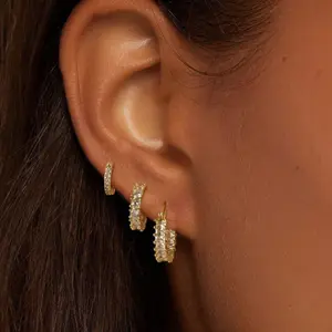 14K Gold-Plated Hoop Earrings Gold Plated Earring Set Rhinestone Cubic Zirconia Hoop Earrings Chunky Small Gold-Plated Hoops Huggie Earring forWomen Gold Jewelry for Woman